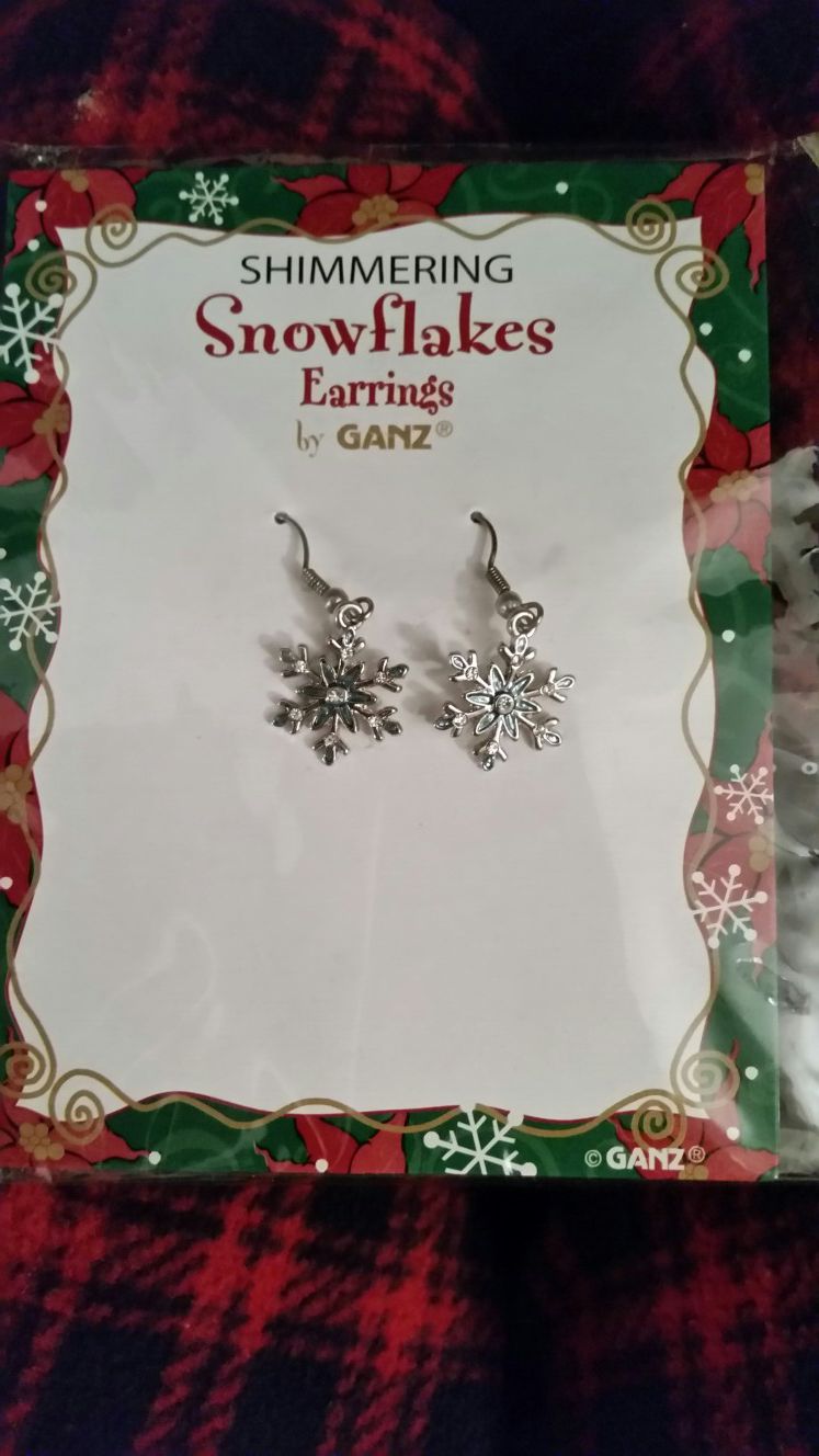 New snowflake earrings