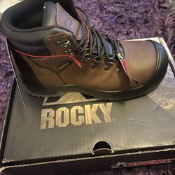 Work Boots hiking, Rocky boofs. size 7 1/2 men or woman
