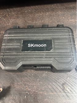 Black extractor bit set for drill