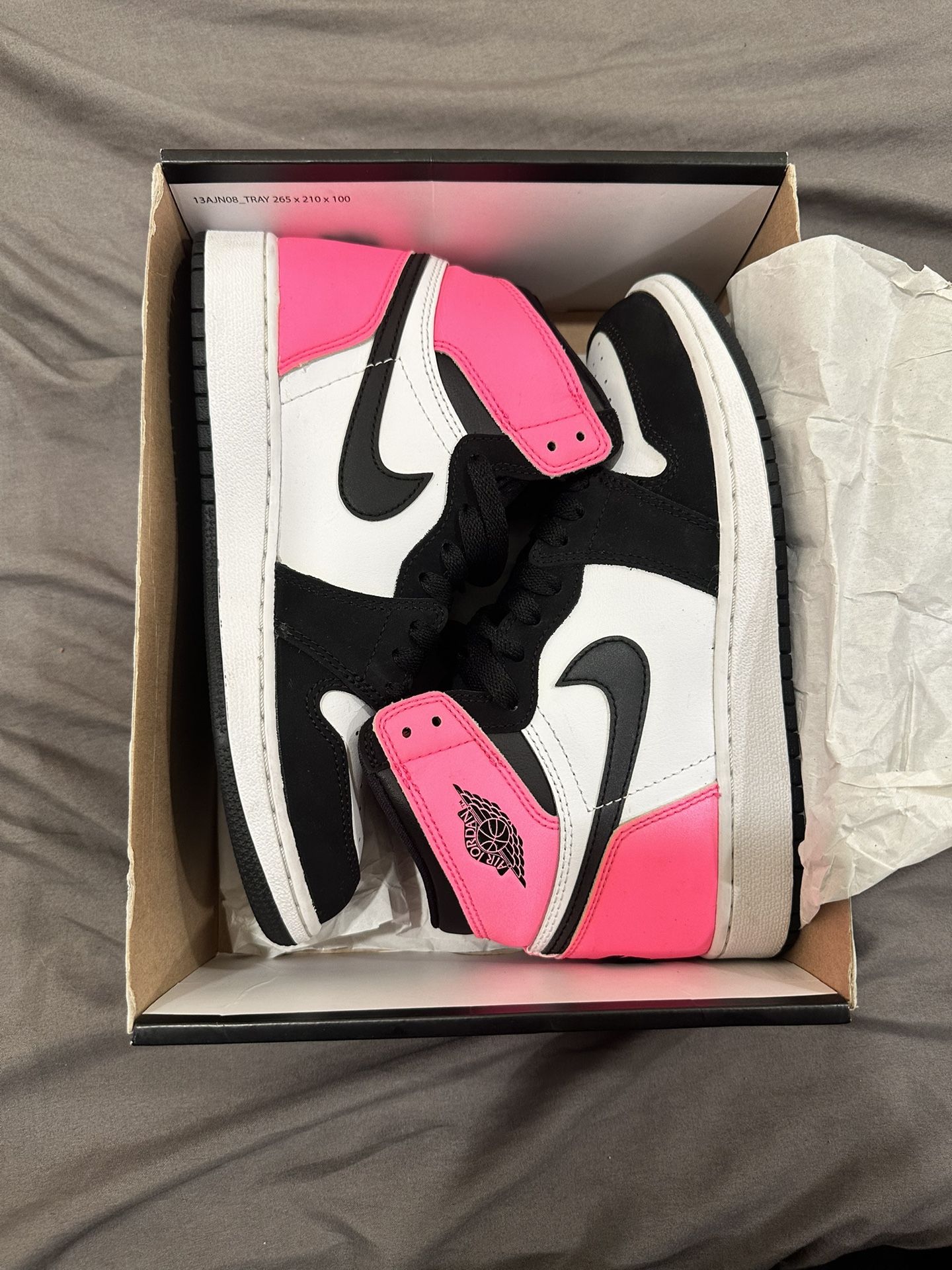 Jordan 1 retro “Valentine's Day (2017)” for Sale in Long Beach, CA - OfferUp