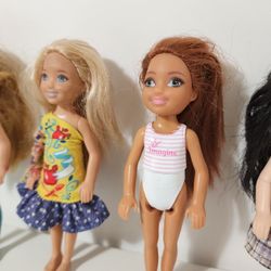 Lot of 6 Barbie Dolls

