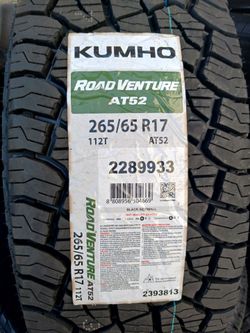 265 65 17 KUMHO ROAD VENTURE AT52