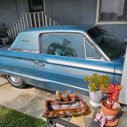 1966 Ford Thunderbird