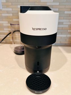 Nespresso Vertuo Pop + 30 Capsules + Original Box