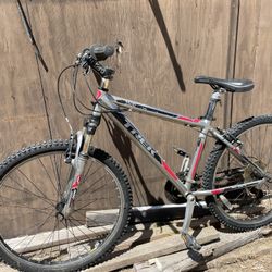 26 In Trek Mountain Bike 