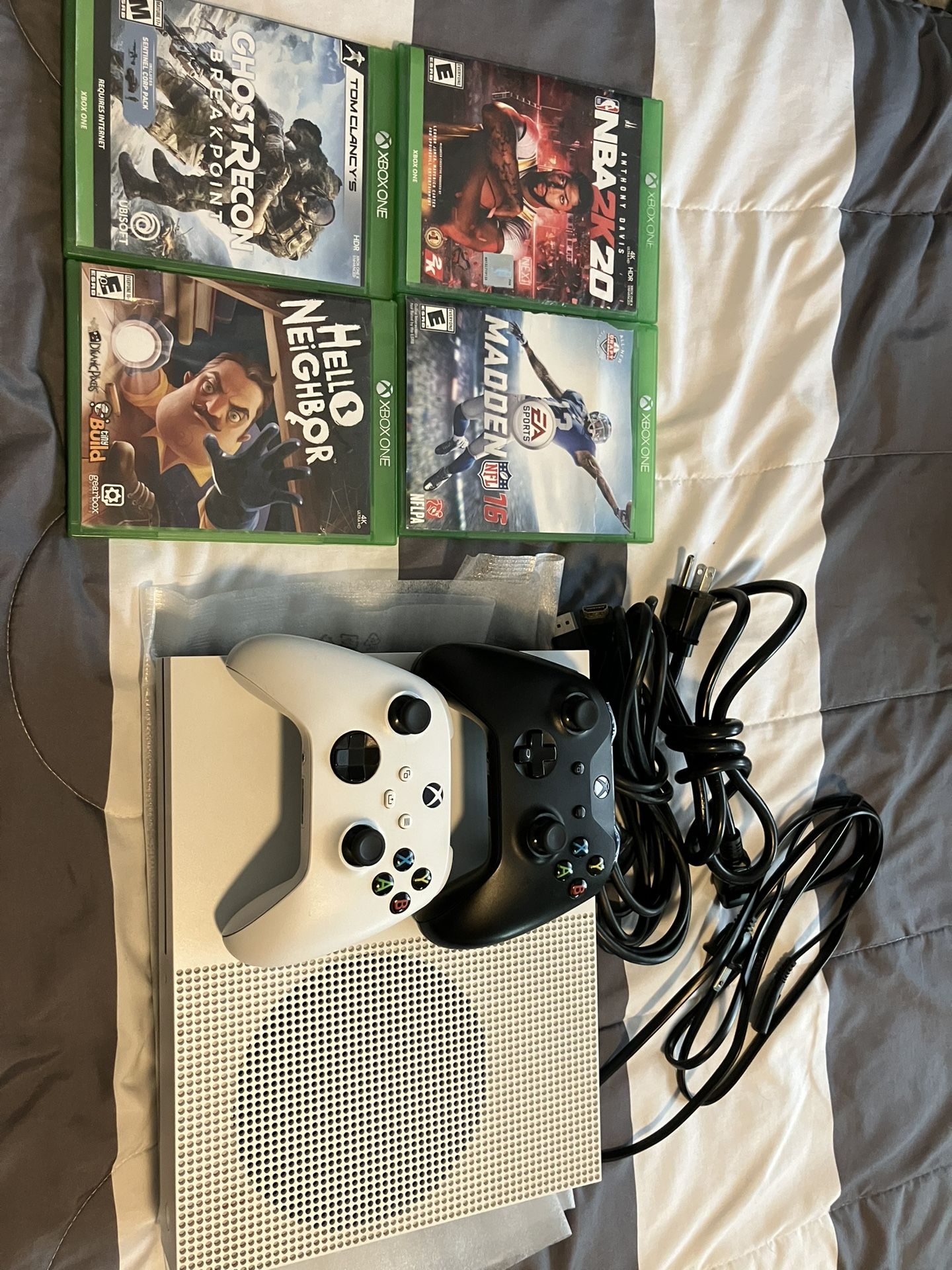 XBOX S (STARTER BUNDLE) 800 GB