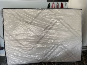Full size mattress