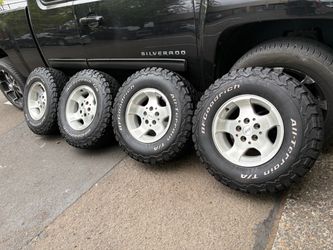 15’’ wheels Jeep and 30/9.50r15 BF Goodrich tires