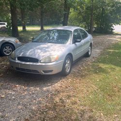 2006 Ford Taurus