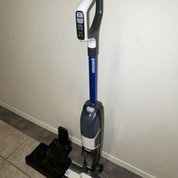 Bissell Electric Mop With Charger 