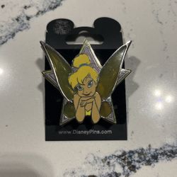 2006 Light Up Disney Pin Tinkerbell Peter Pan