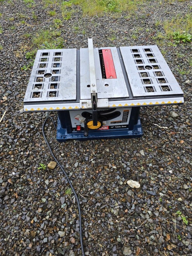 Ryobi 10" Table Saw BTS10 115V Ac 13 Amps 4800 Rpm