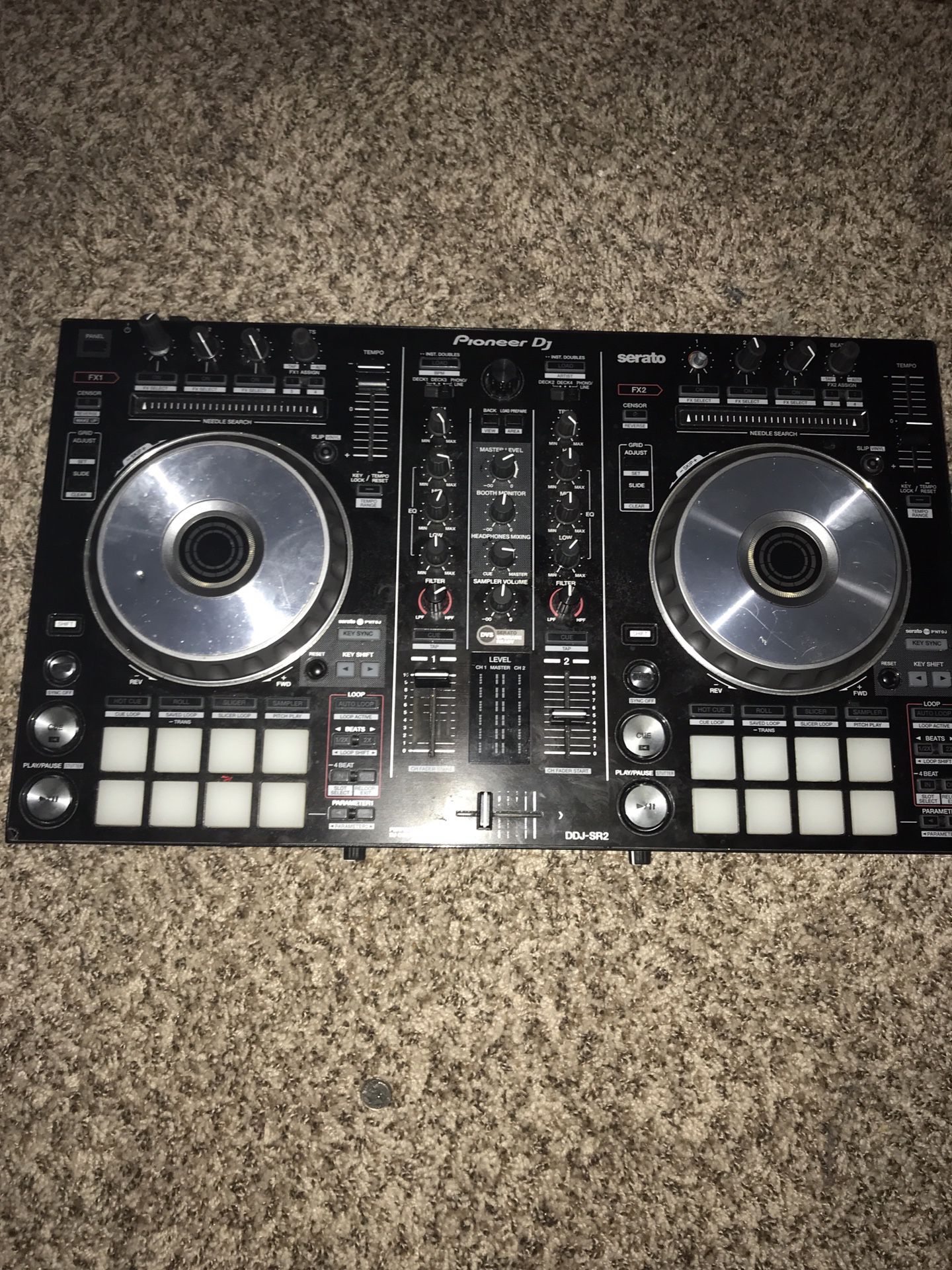 Pioneer DJ-SR2 mixer