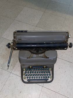 Super Speeder L C Smith & Corona Typewriters Inc