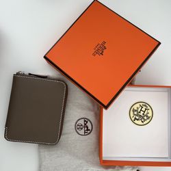 Zipper Wallet  