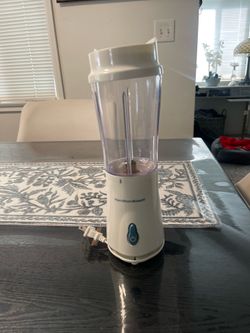 Hamilton Beach Portable Blender for Smoothies With 14 oz. Travel