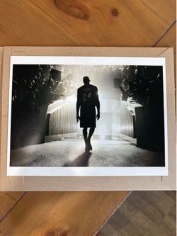 Kobe Bryant Ascend photo by Michael Muller, Giveworld art Los Angeles Lakers