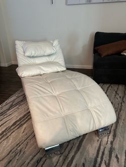 Chaise lounge chair