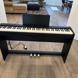 Roland FP25 Digital Piano