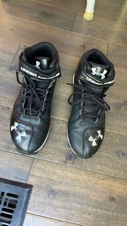 Underarmour Baseball Cleats 9.5