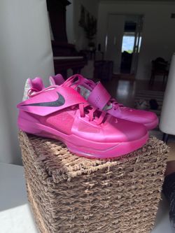 KD 4 Aunt Pearl Size 10.5 Men’s
