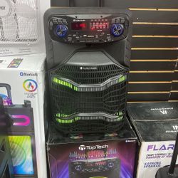 Bluetooth portable rechargeable  loud speaker 10000W  new in box woth 🎤 Microphone and remote included! Welcome 