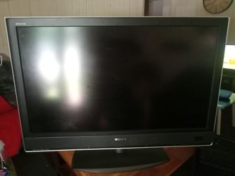 32 Inch TV (MISSING REMOTE)