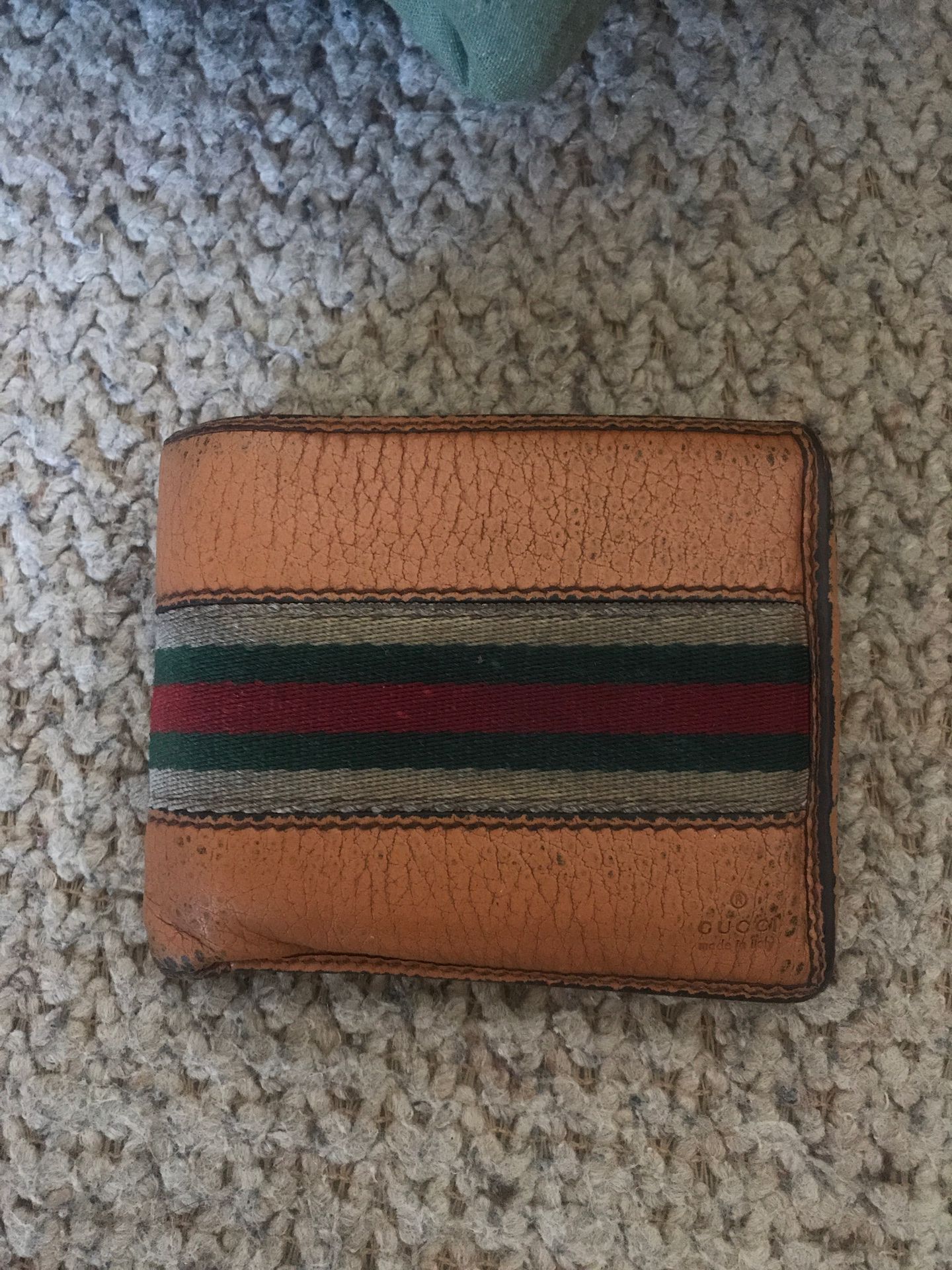 Gucci men’s wallet