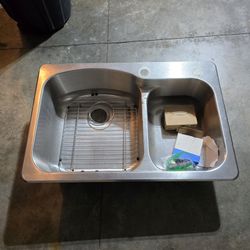 Dual Sink Glacier Bay
