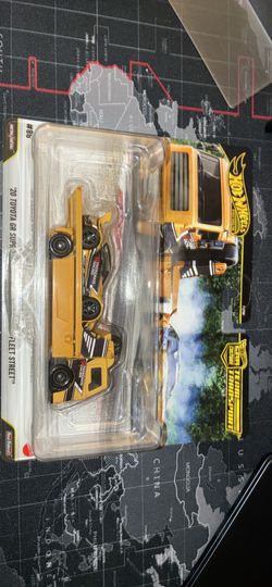 Hot wheels ‘20 Toyota GR Supra transport