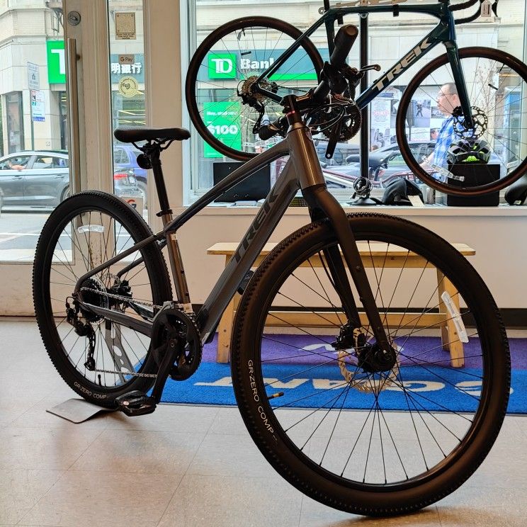18 Speed Dual Terrain Hybrid Bike