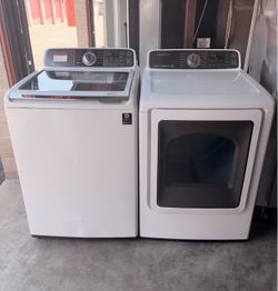 White Samsung Washer And Electric Dryer Matching Set