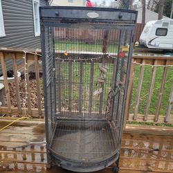 Bird cage for parrots 