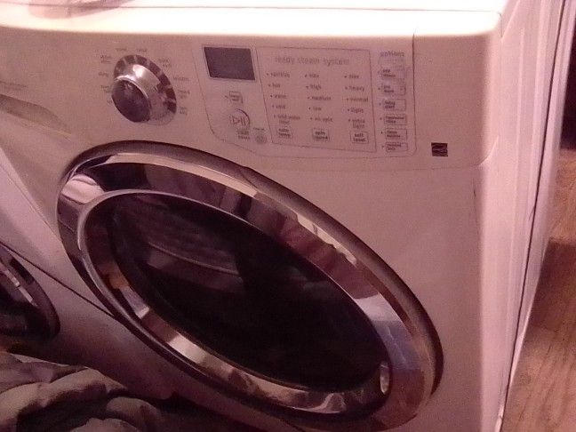 Gas Dryer And Electric Washer In Great Condition