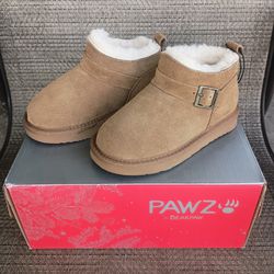 PAWZ BY BEARPAW GIRLS SIZES 10 AMY YOUTH BROWN SUEDE BOOTS.