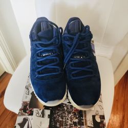 DS Air Jordan 11 Retro Low RE2PECT Jeter (2018) Size 10.5