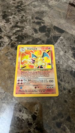 Charizard base set 4/102