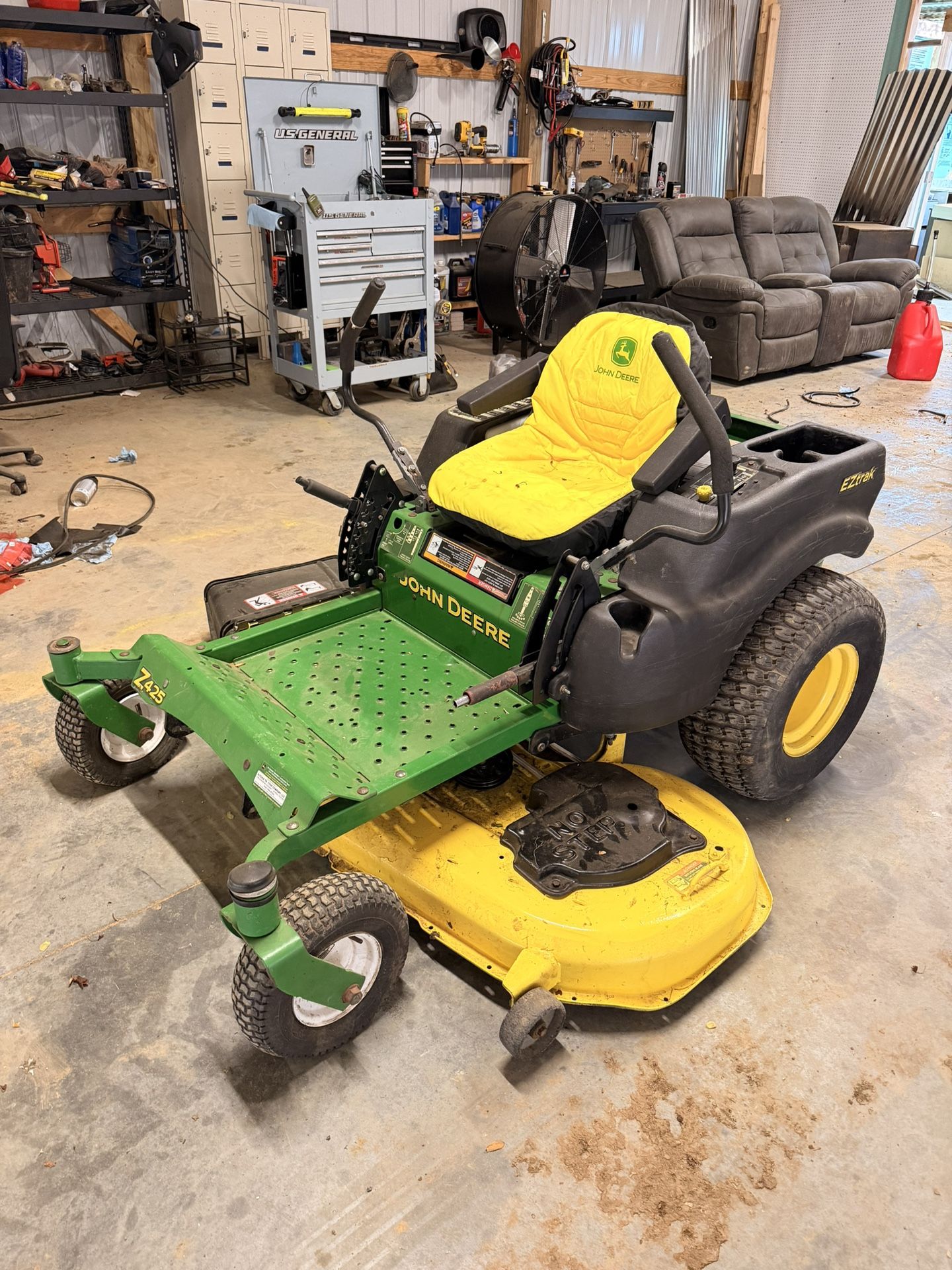 Z425 Accessory Rack JOHN DEERE Z425 for Sale in Glasgow, KY - OfferUp