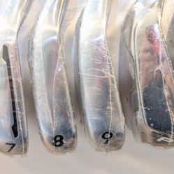 BRAND NEW LH TAYLORMADE PSI IRON SET W/ NEW GOLF PRIDE GRIP 6 TOTAL IRON CLUBS