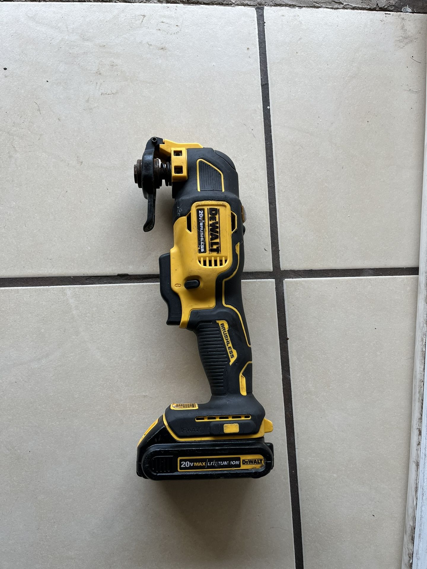 Dewalt Moltitoo