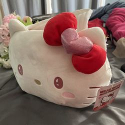 Hello Kitty Valentine Bucket 