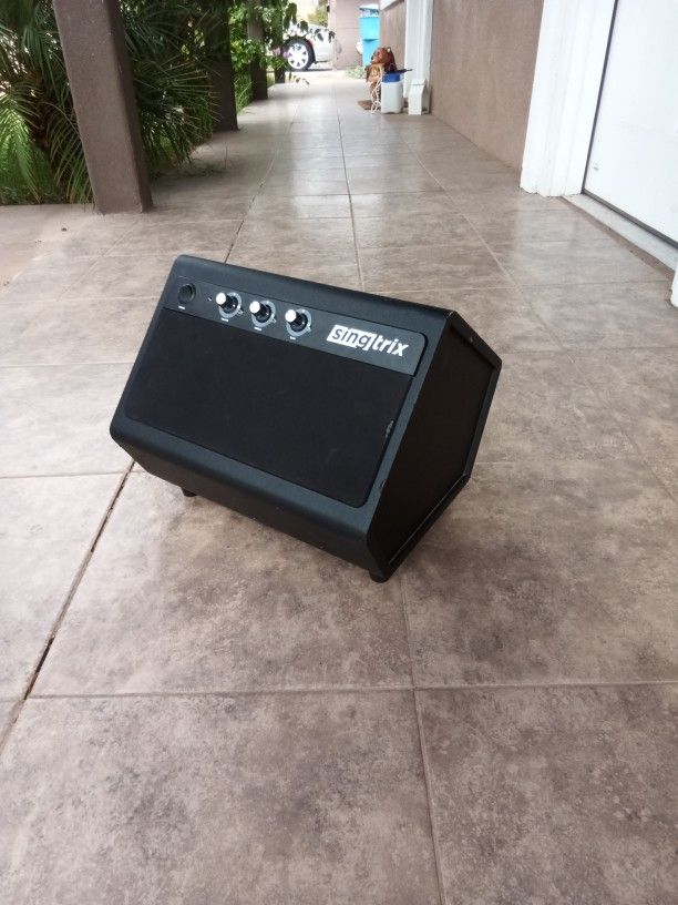 Song Trix Karaoke Speaker