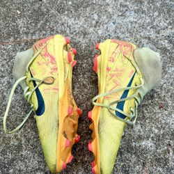 Nike Kylian Mbappé Soccer Cleats - Size 10