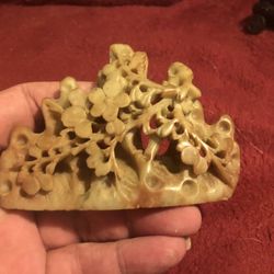 Sand stone floral motif