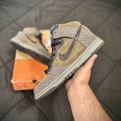 Nike Dunk High PRM “Safari Sable Green” – Size 9.5 (Like New w/ Box)