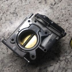 2003 - 2007 Mazda 6 throttle body