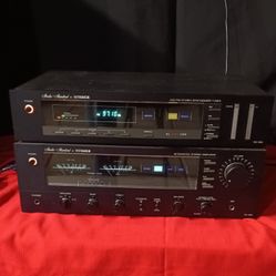 Fisher Vintage Stereo System, Amplifier, Radio, And Speakers, Plus A Floor Base. 