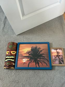Tropical Wall Decor Set with Tiki Mask