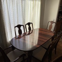 Cherry Dining Set Table And Six Chairs $350 OBO