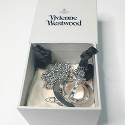 Vivienne Westwood Large 3D silver tone Orb Clear Sphere Pendant Necklace